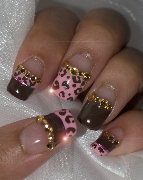 animal-print-barbie-gems-nails-pink-Favim.com-423960
