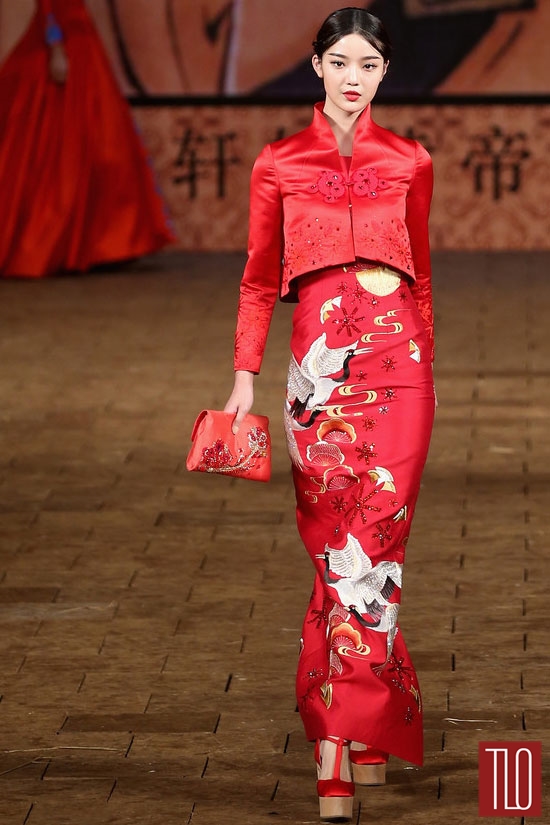China-Fashion-Week-Spring-2015-Zhan-Zhifeng-12